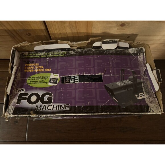 The Fog Machine GEMMY Electric Fogger Machine - No Fluid - Picture 2 of 10